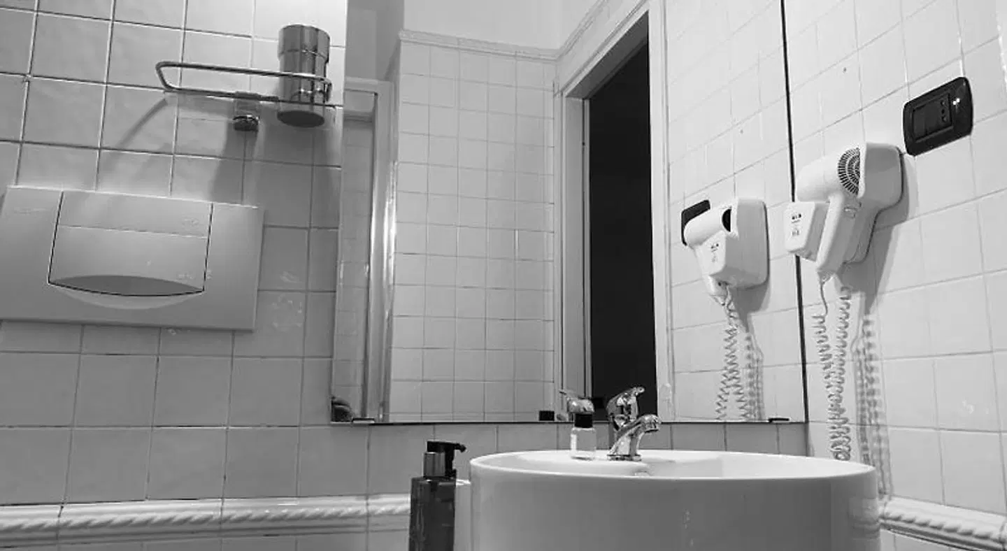Albergo delle Regioni Badezimmer