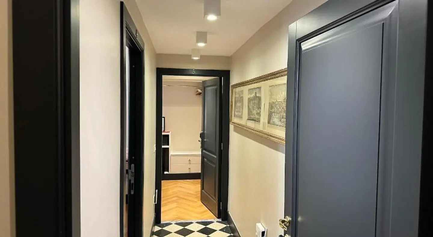 Santa Monica Luxury Rooms ROOM_EXAMPLE