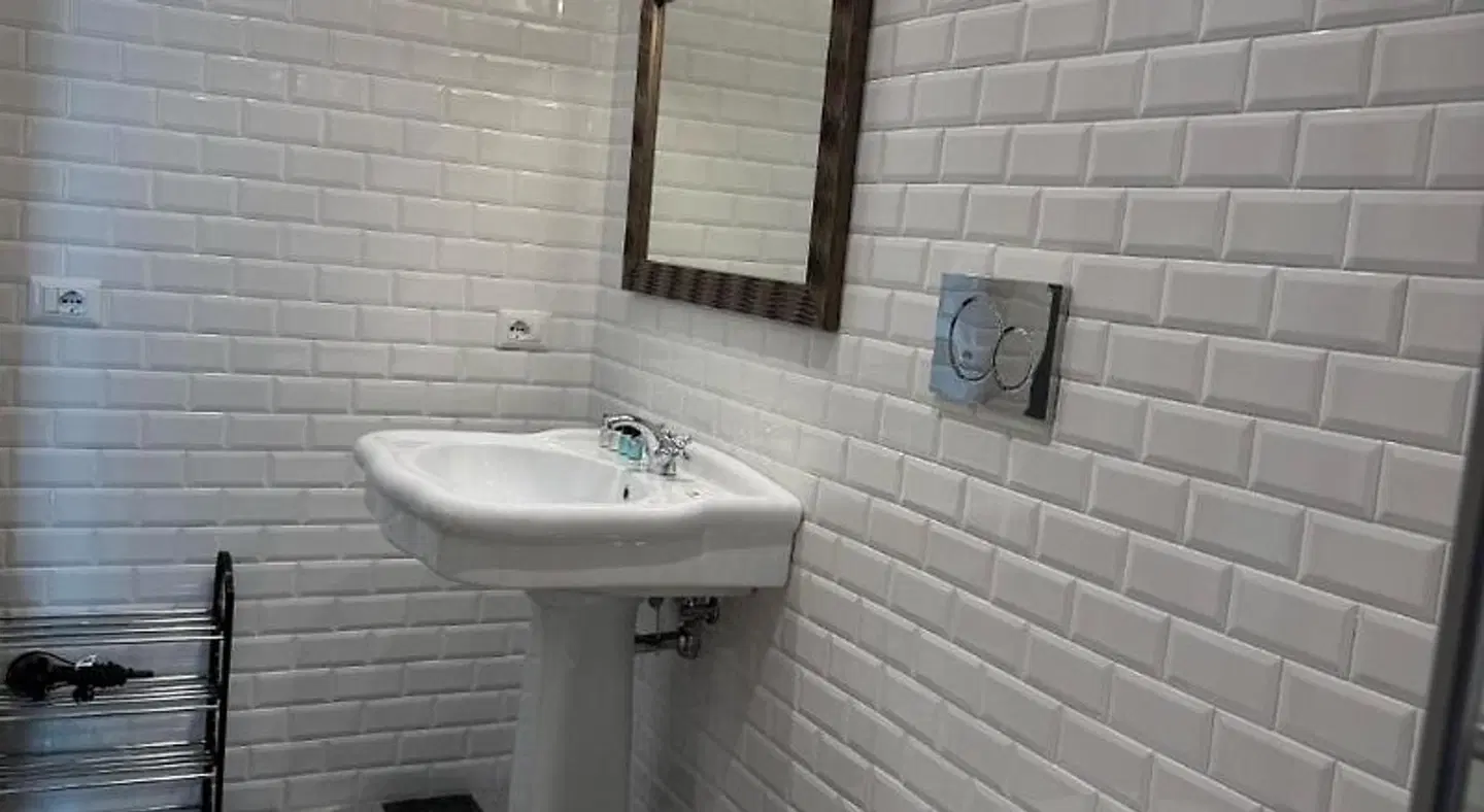 Santa Monica Luxury Rooms Badezimmer