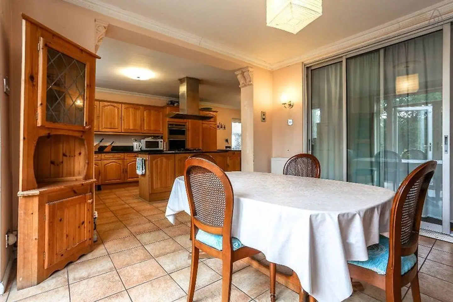 Guest House Ellipse ROOM_EXAMPLE