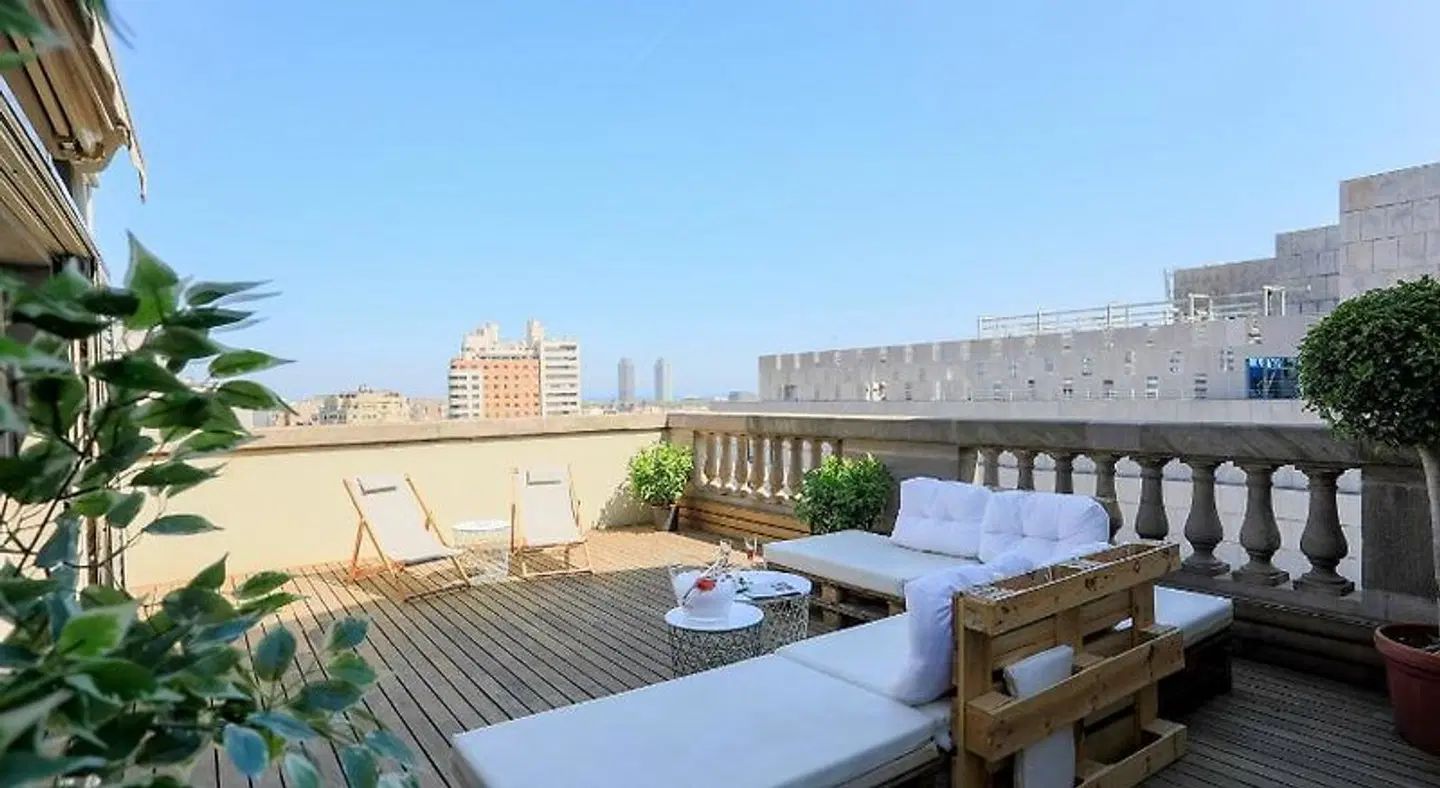Friendly Rentals Plaza Catalunya Terrasse