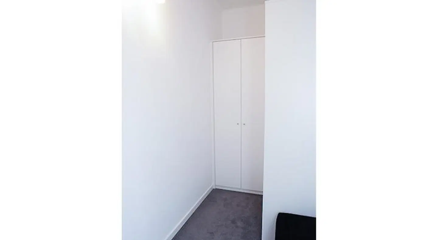 Satellite ROOM_EXAMPLE