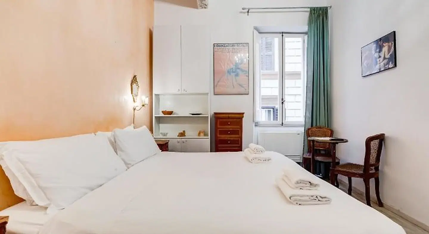 Babuccio Art Suites ROOM_EXAMPLE