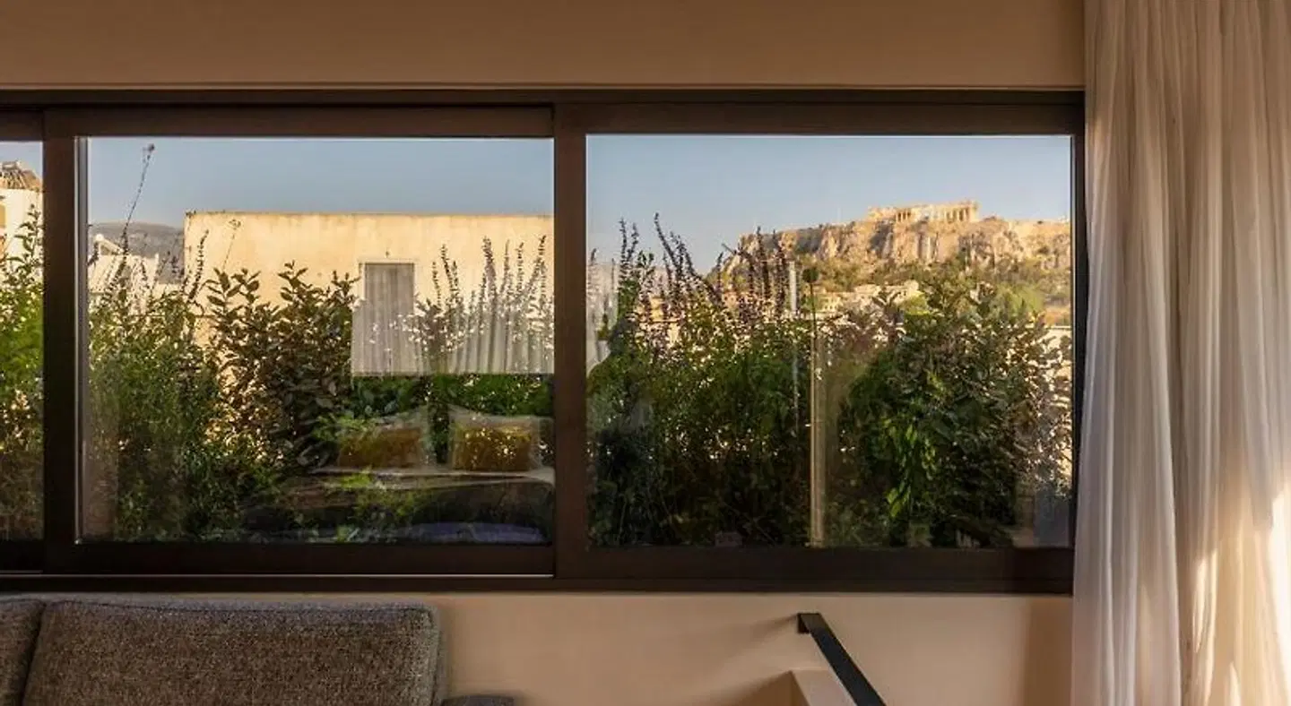 L'Avventura Athens Terrasse