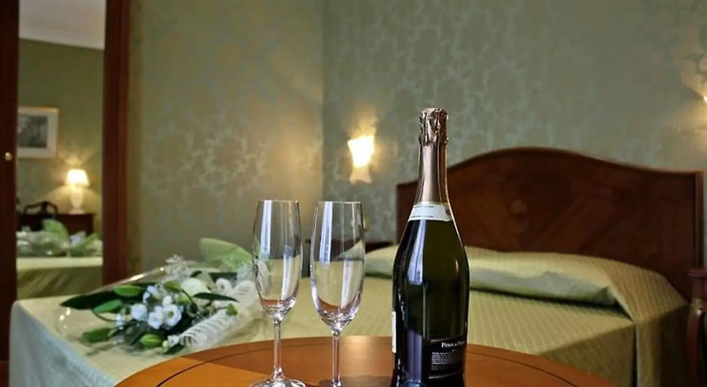 Trevi Luxury Rooms Restaurant
