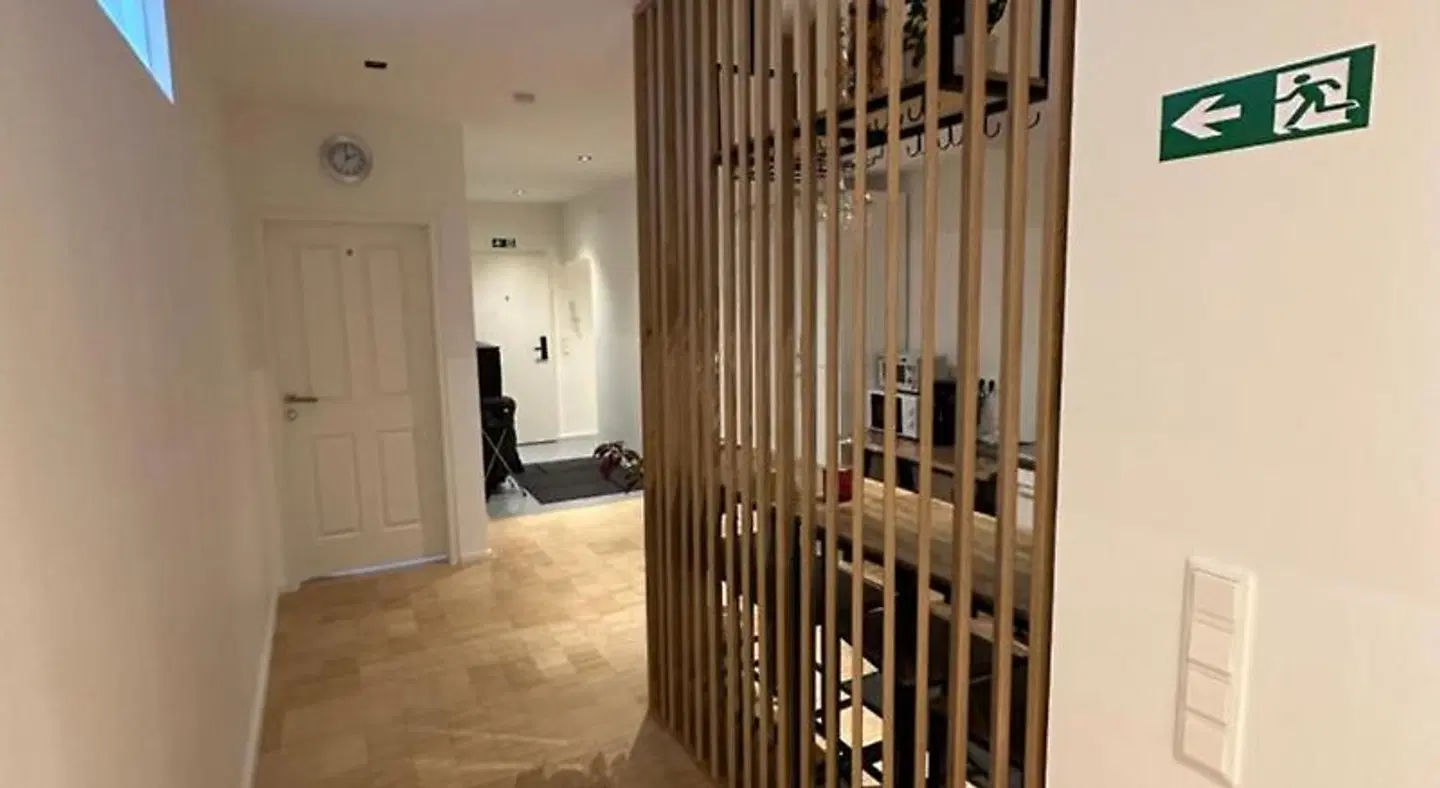 Lion's Rooms n Apartments Bar