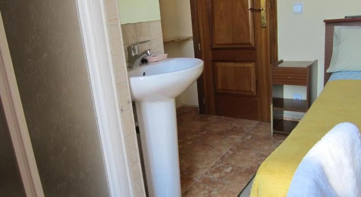 Pensión Mollo Badezimmer