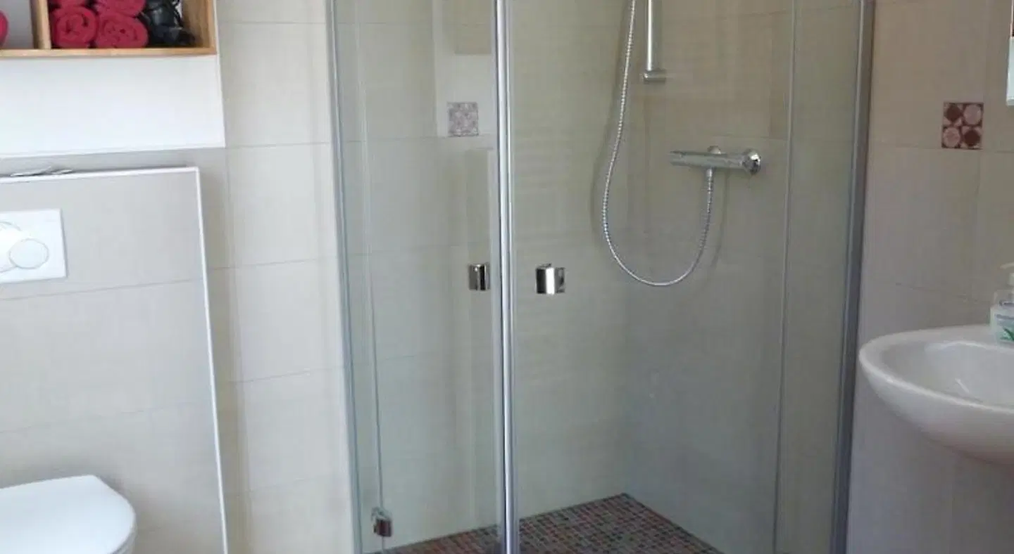 Neulen Badezimmer