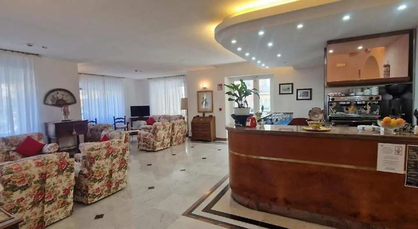 Hotel Dora LOUNGE_LOBBY