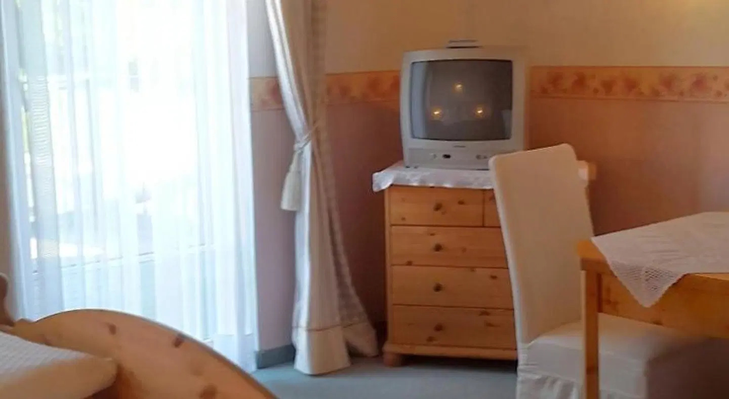 Zierlinger ROOM_EXAMPLE