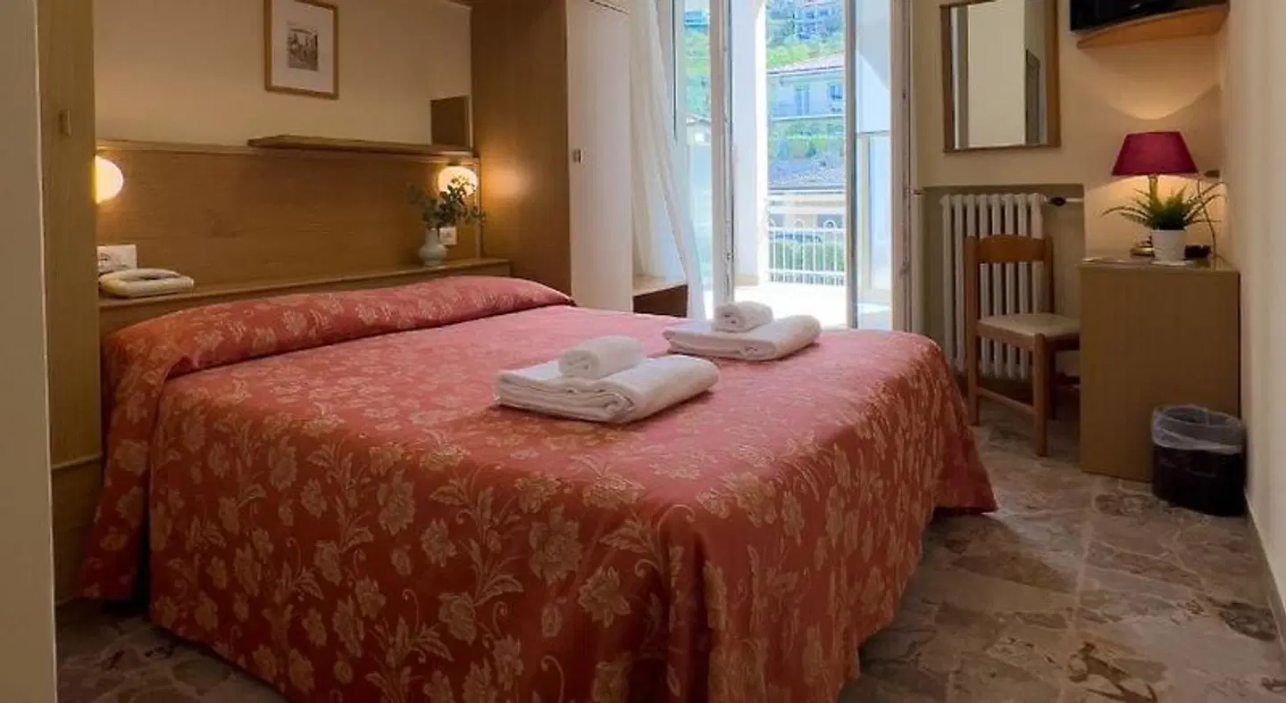 Hotel Benacus Torri del Benaco ROOM_EXAMPLE