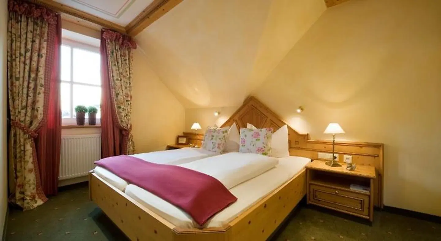 Knippschild ROOM_EXAMPLE