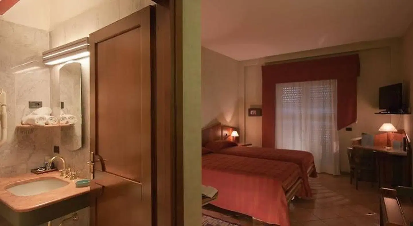 Sunflower ROOM_EXAMPLE