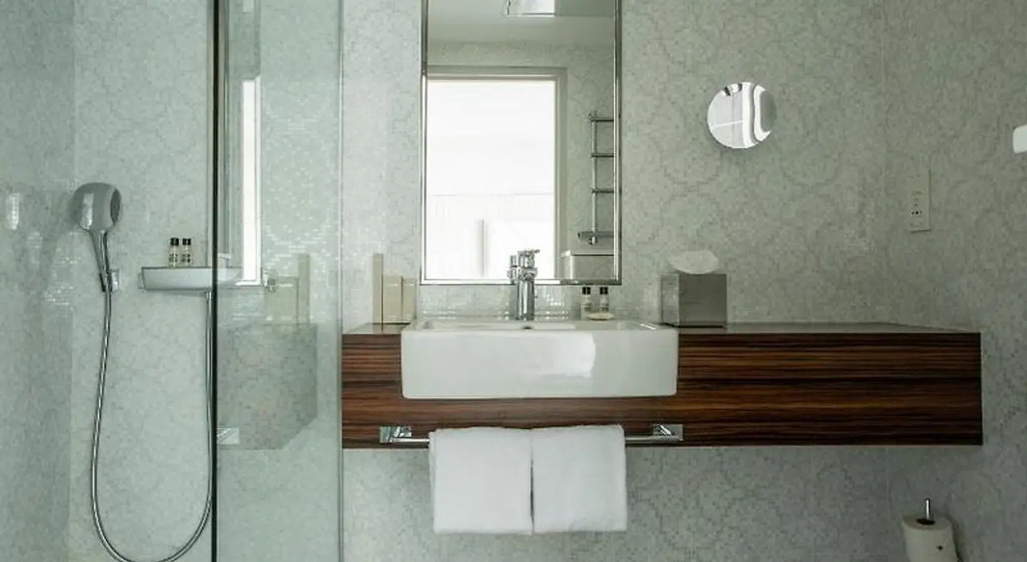 Le Parisis Badezimmer