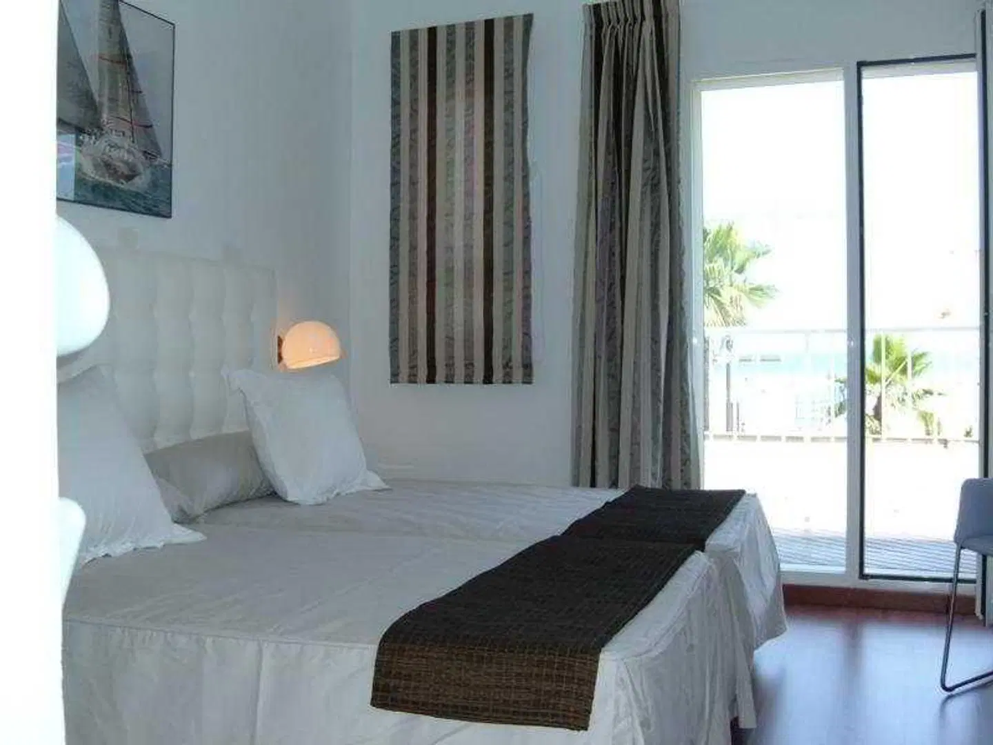Miramar ROOM_EXAMPLE