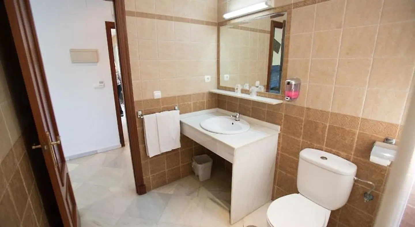 Quitagolpe Badezimmer