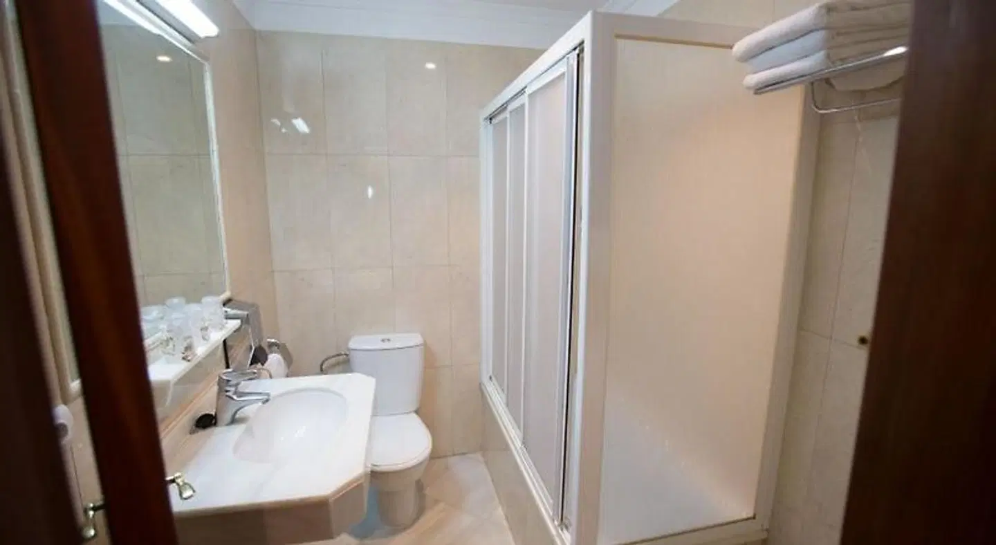 Quitagolpe Badezimmer