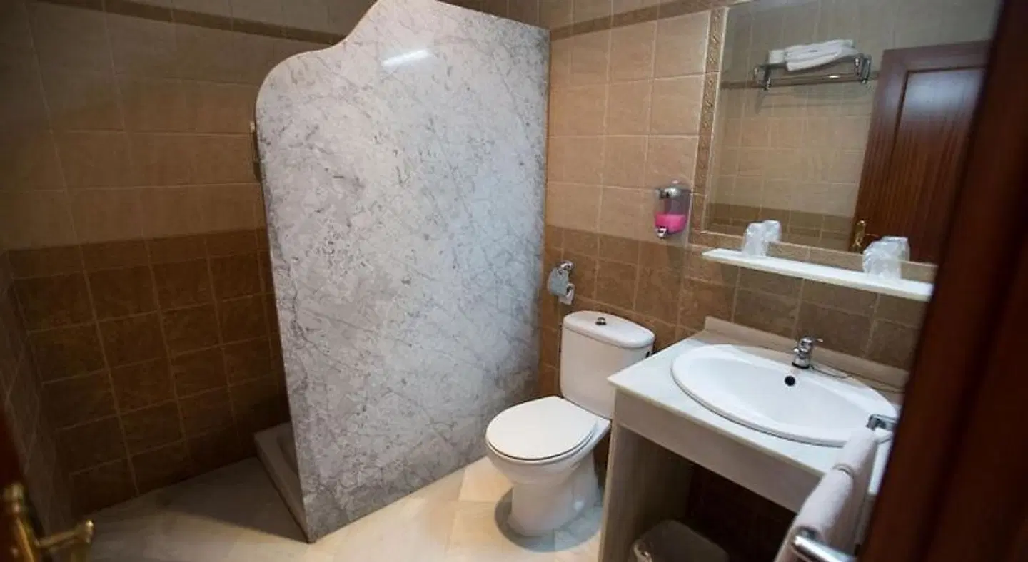 Quitagolpe Badezimmer