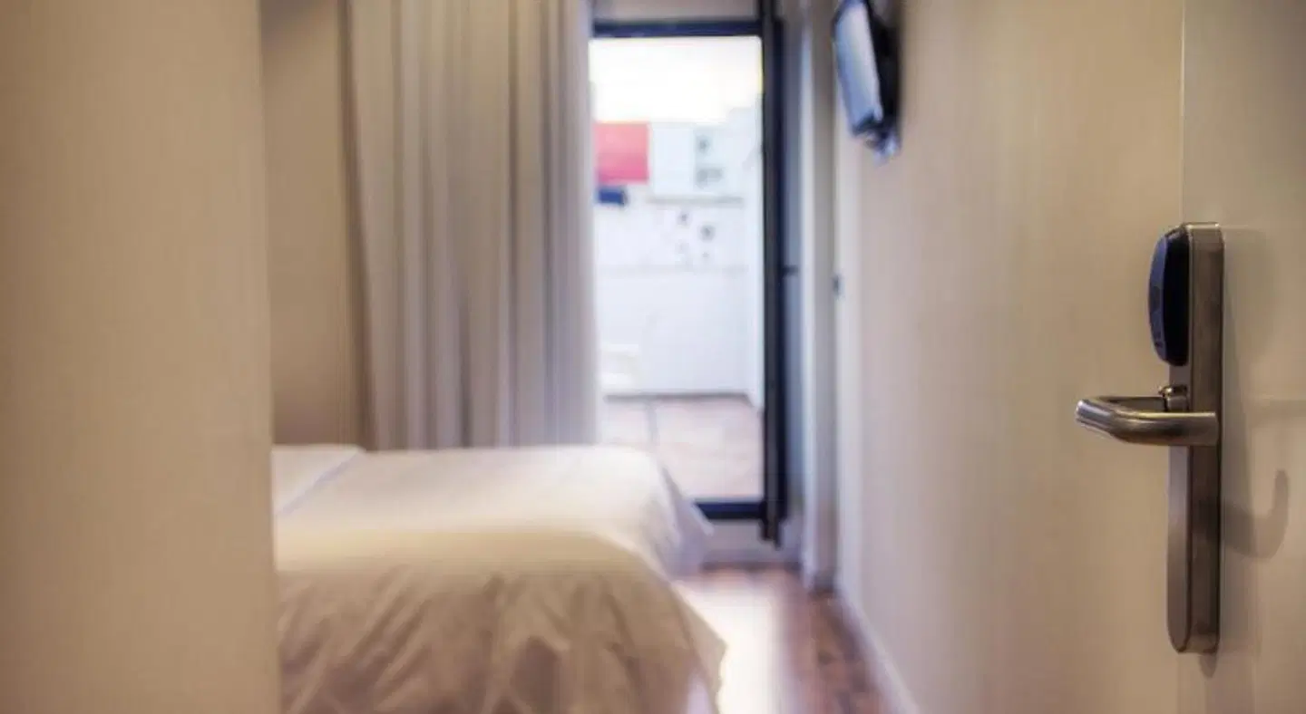 Urban Youth Hostel ROOM_EXAMPLE