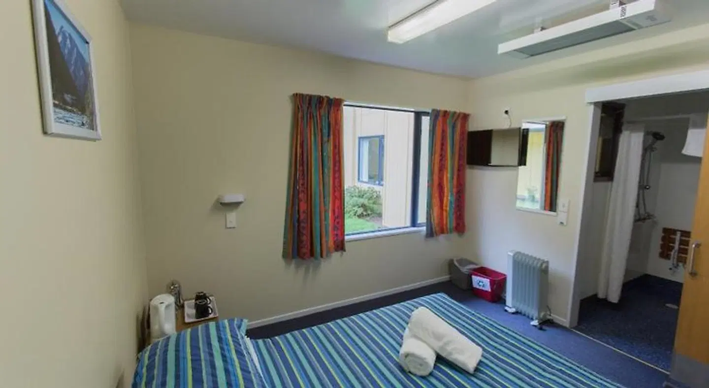 YHA Franz Josef ROOM_EXAMPLE