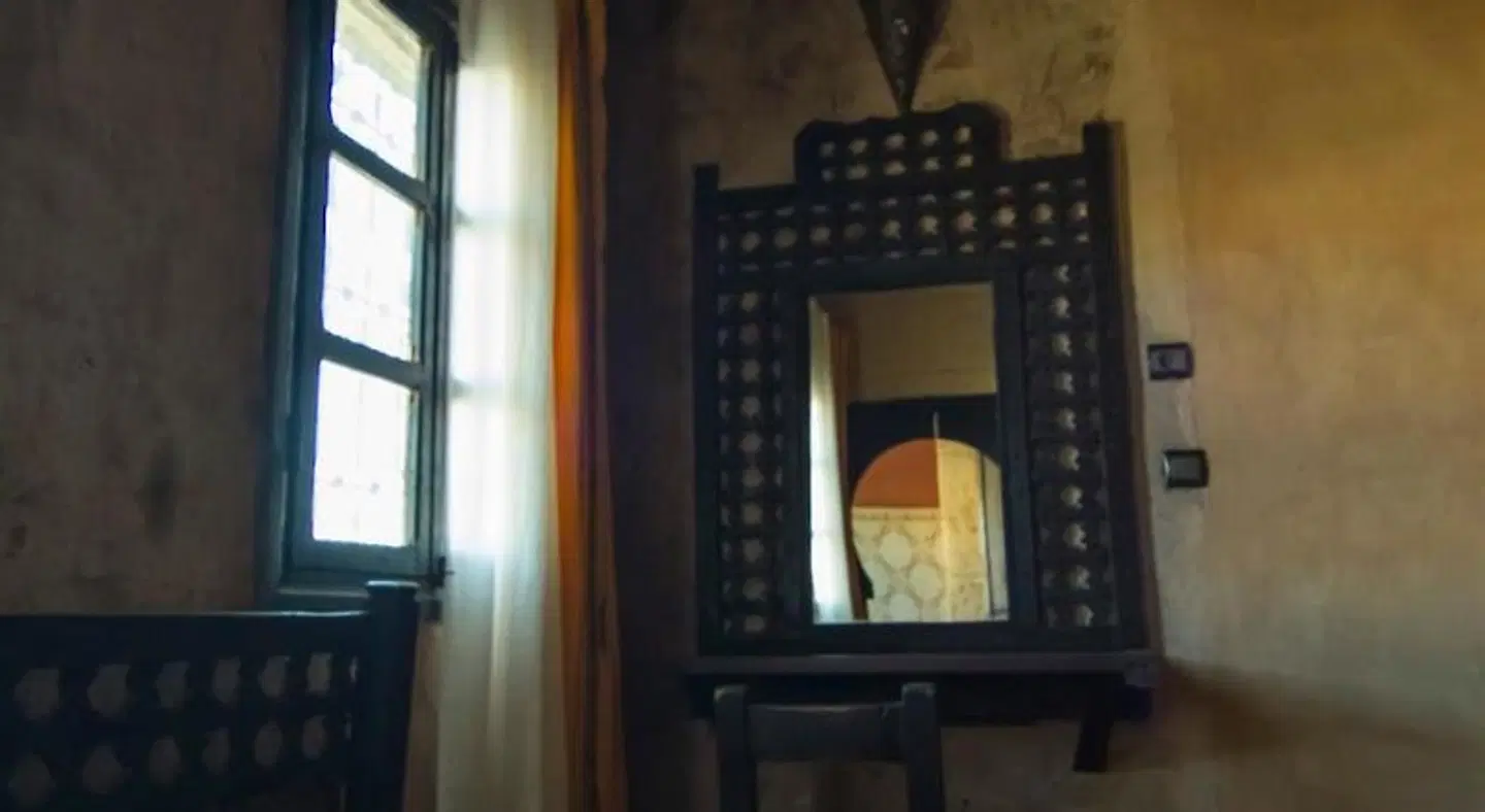 Rose Noire ROOM_EXAMPLE