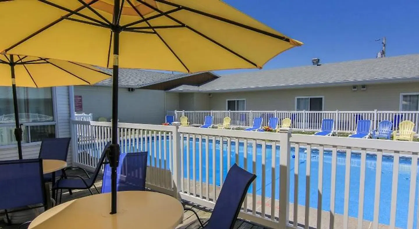 Motel Roberval Terrasse