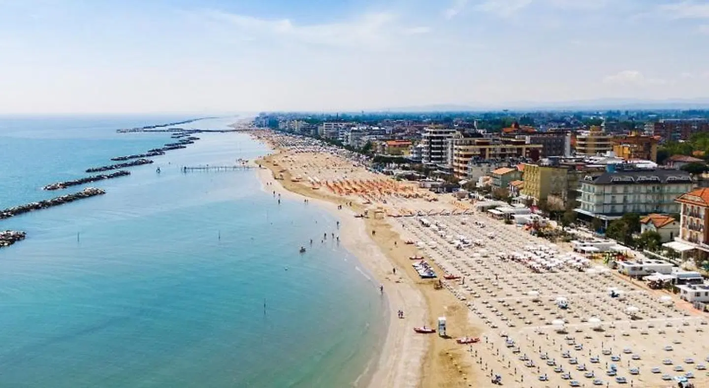 Castellucci Strand