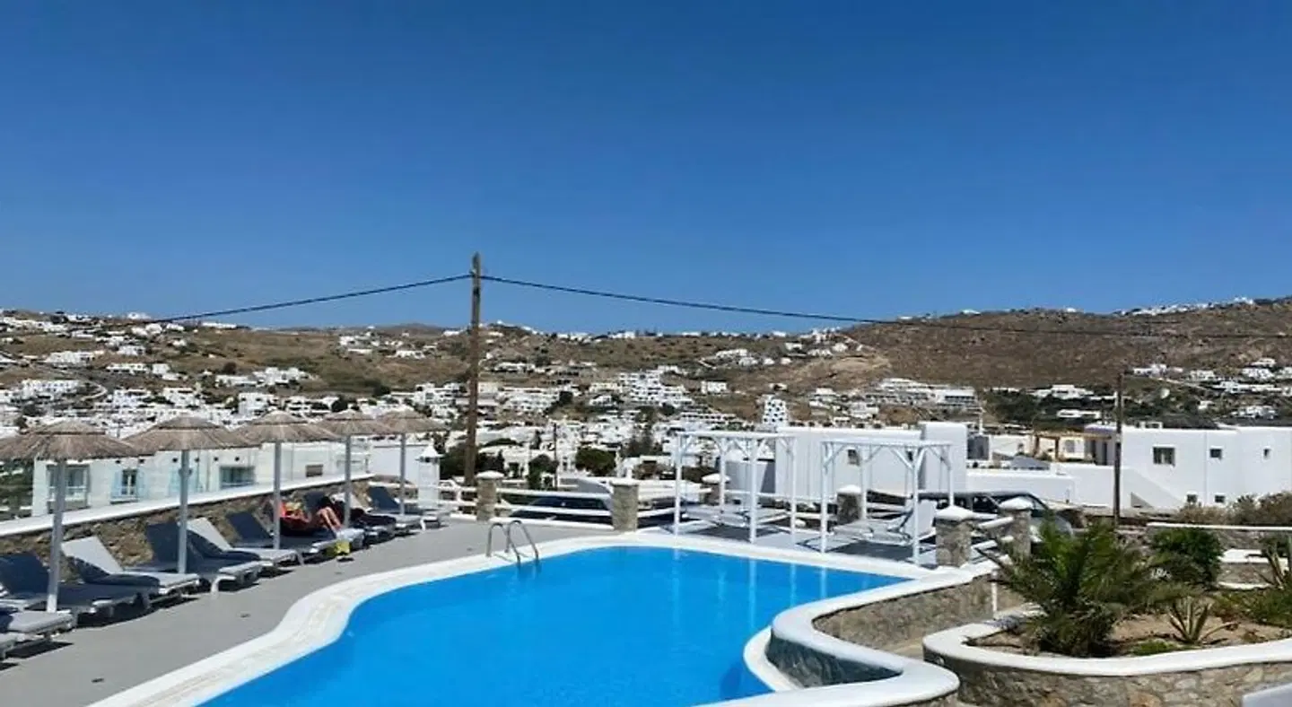 Casa Bianca OUTDOOR_POOL