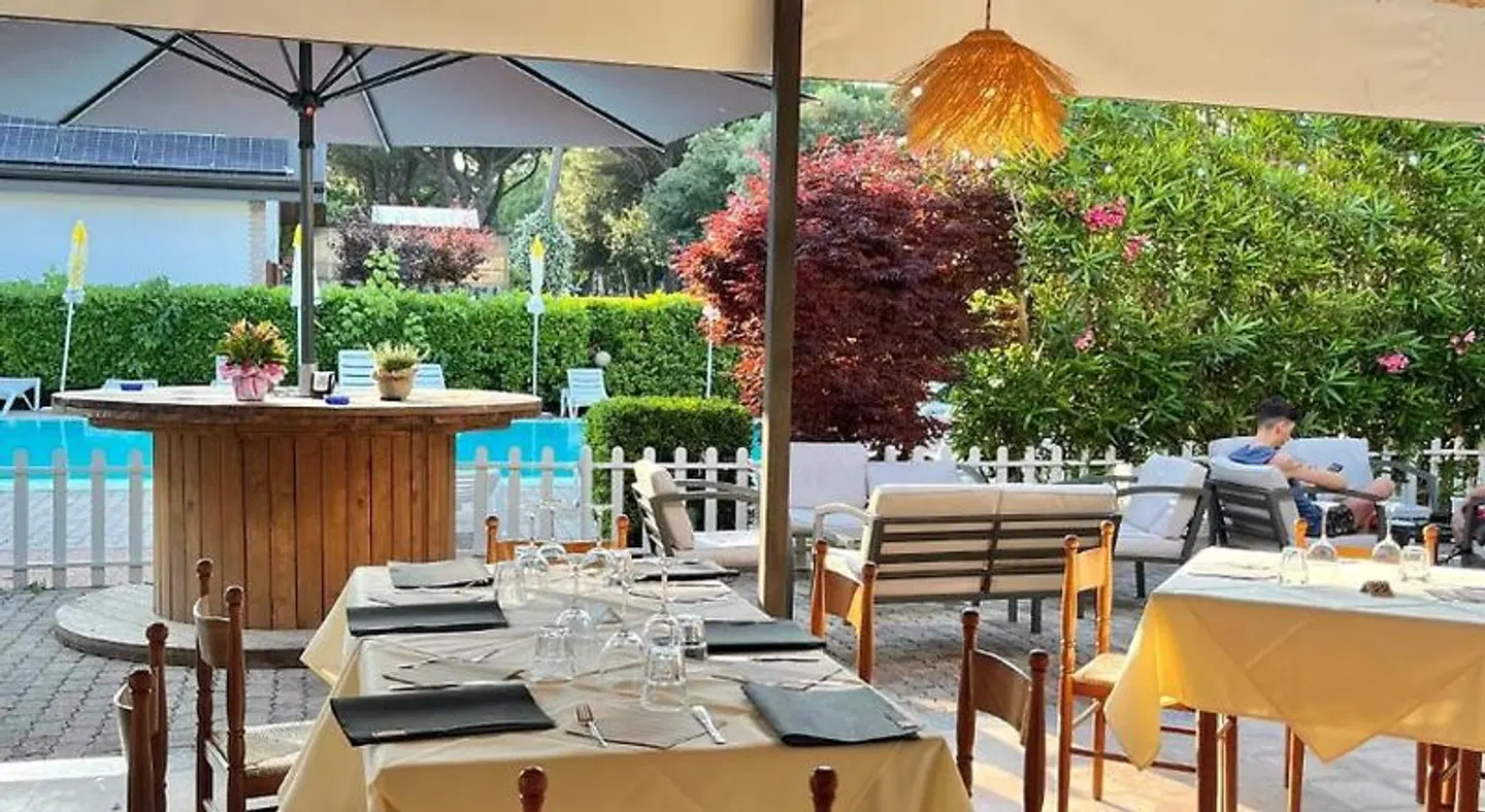 Albergo Rosa Dei Venti Terrasse
