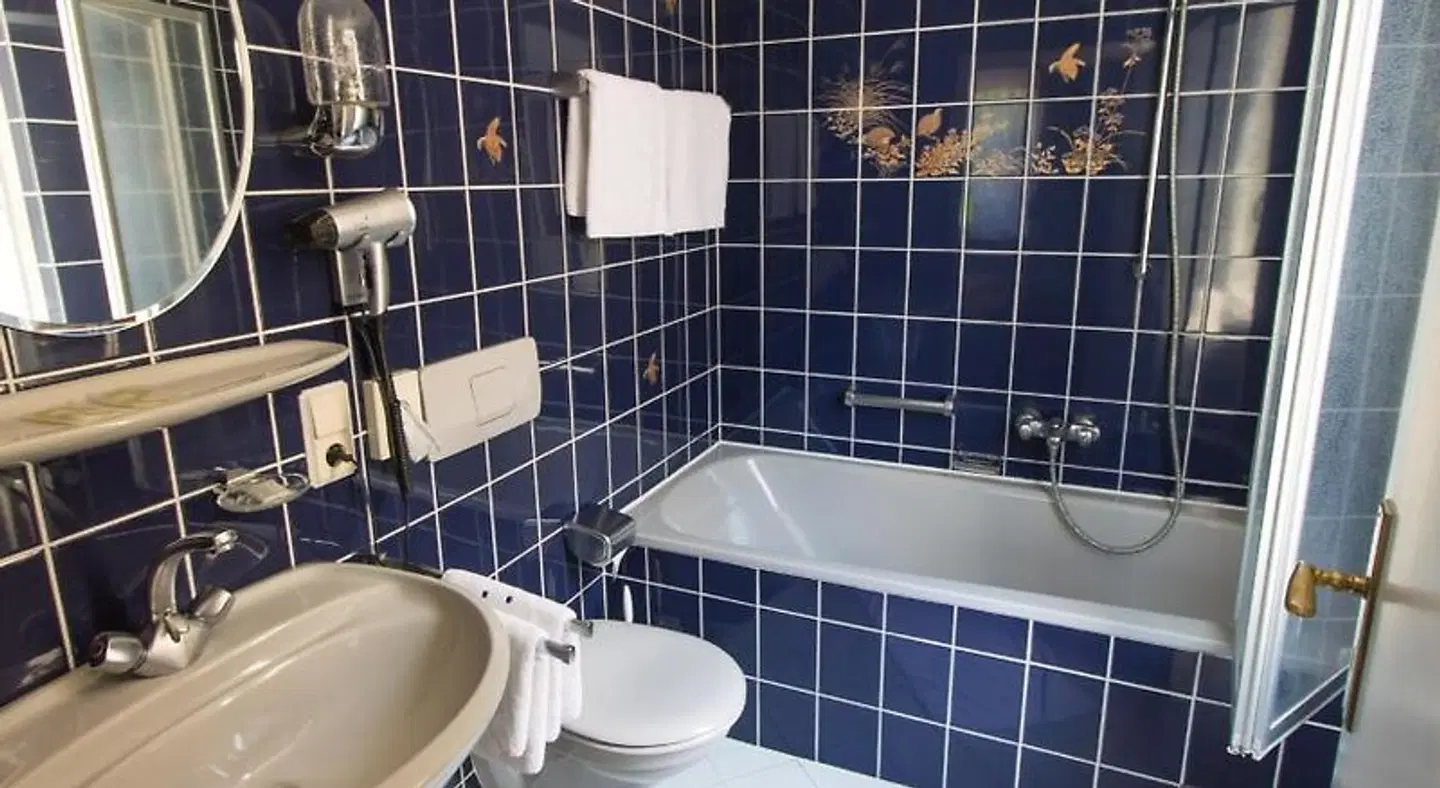Hotel zur Post - Burg an der Mosel Badezimmer