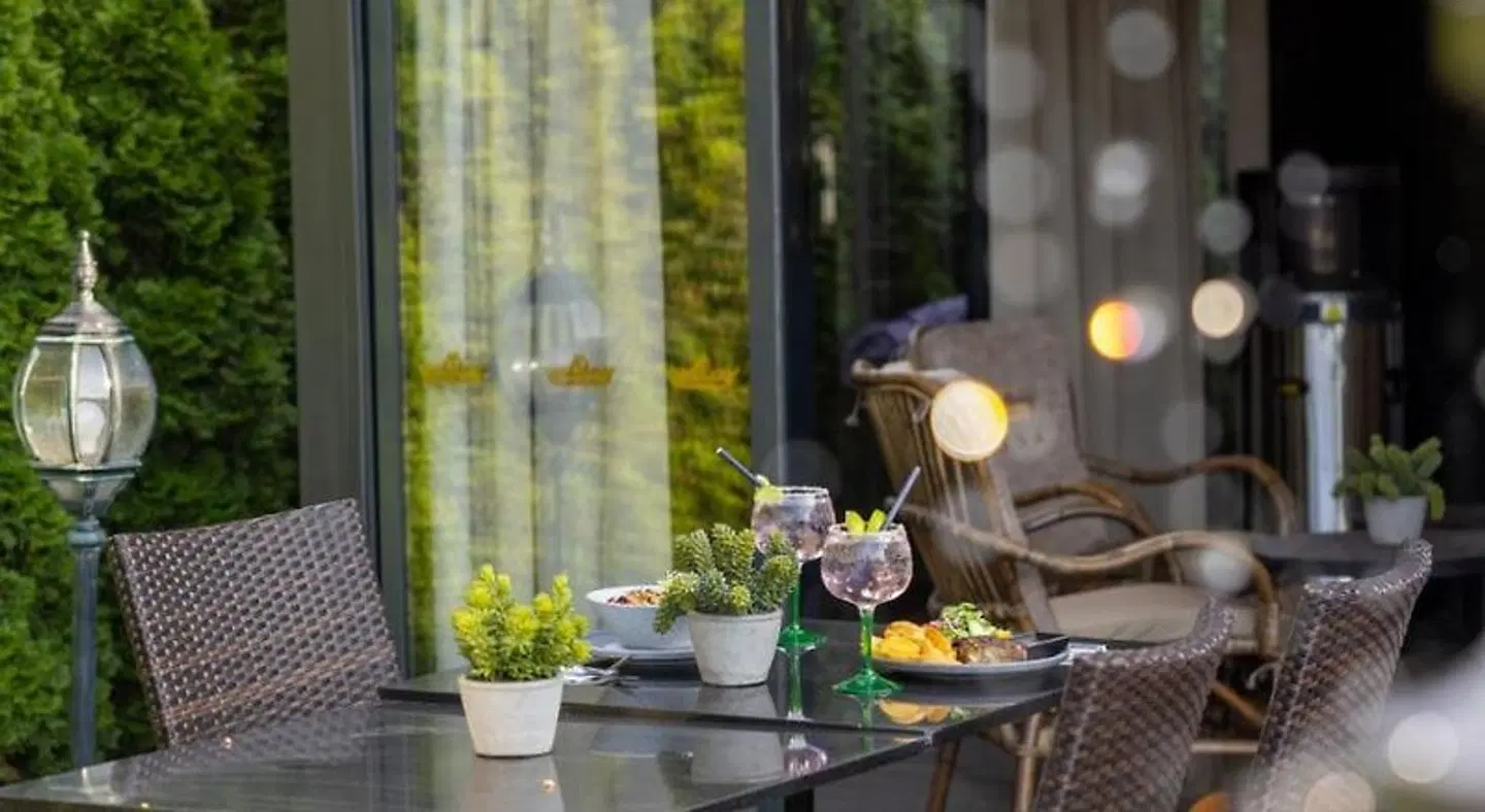 Hotel - Bar Grafaite Terrasse