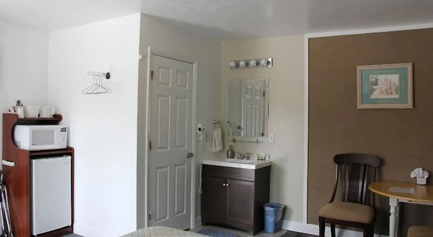 Bybee's Steppingstone Motel Badezimmer