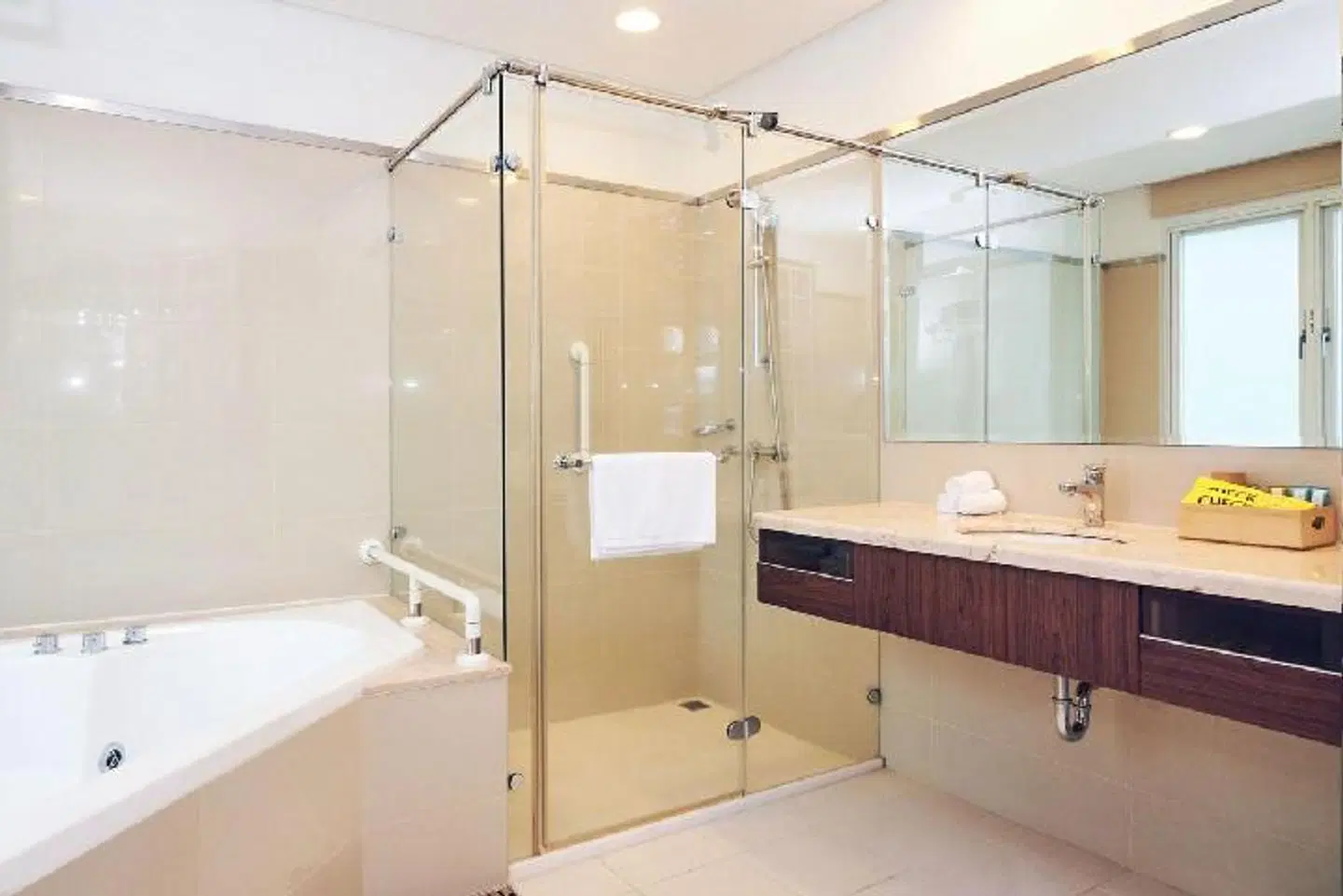 CHECK inn Select Taipei Nangang Badezimmer