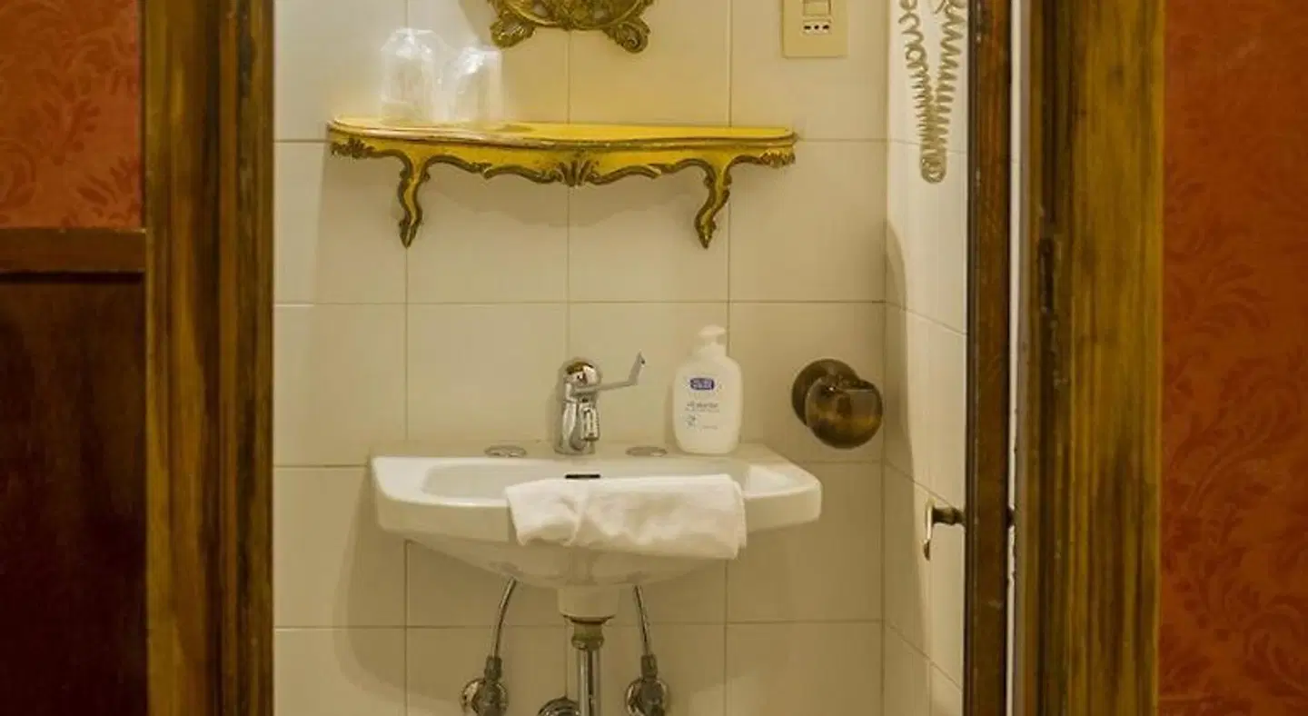 Hotel Abaco Badezimmer