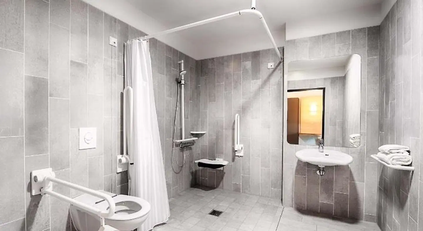 B&B Hotel Rostock-Hafen Badezimmer