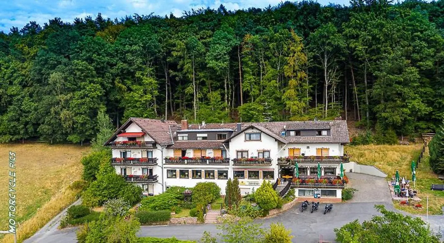 Gasthof-Hotel Lärmfeuer EXTERIOR