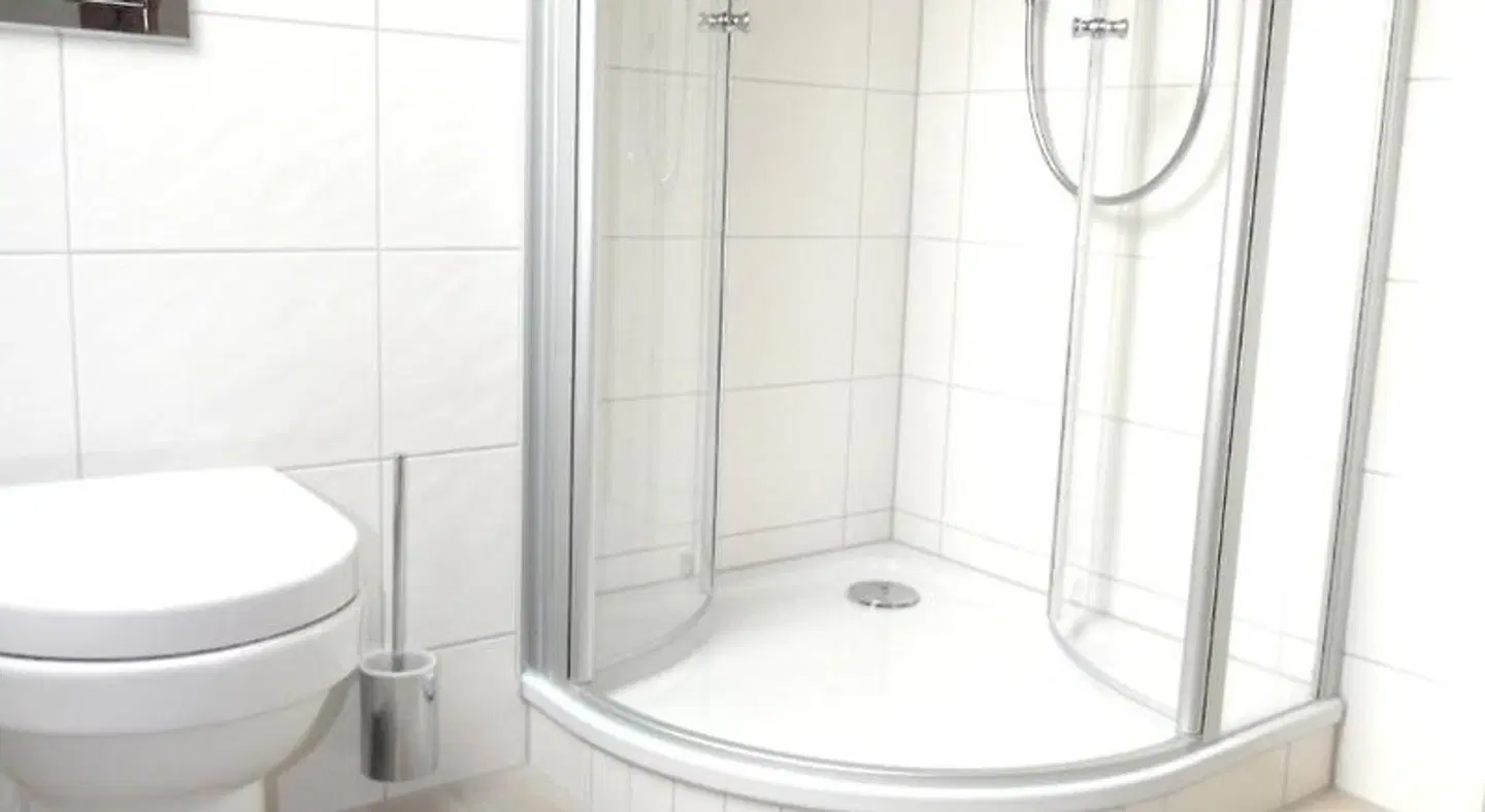 Haus am See Berlin in Treptow-Köpenick & Müggelsee Badezimmer