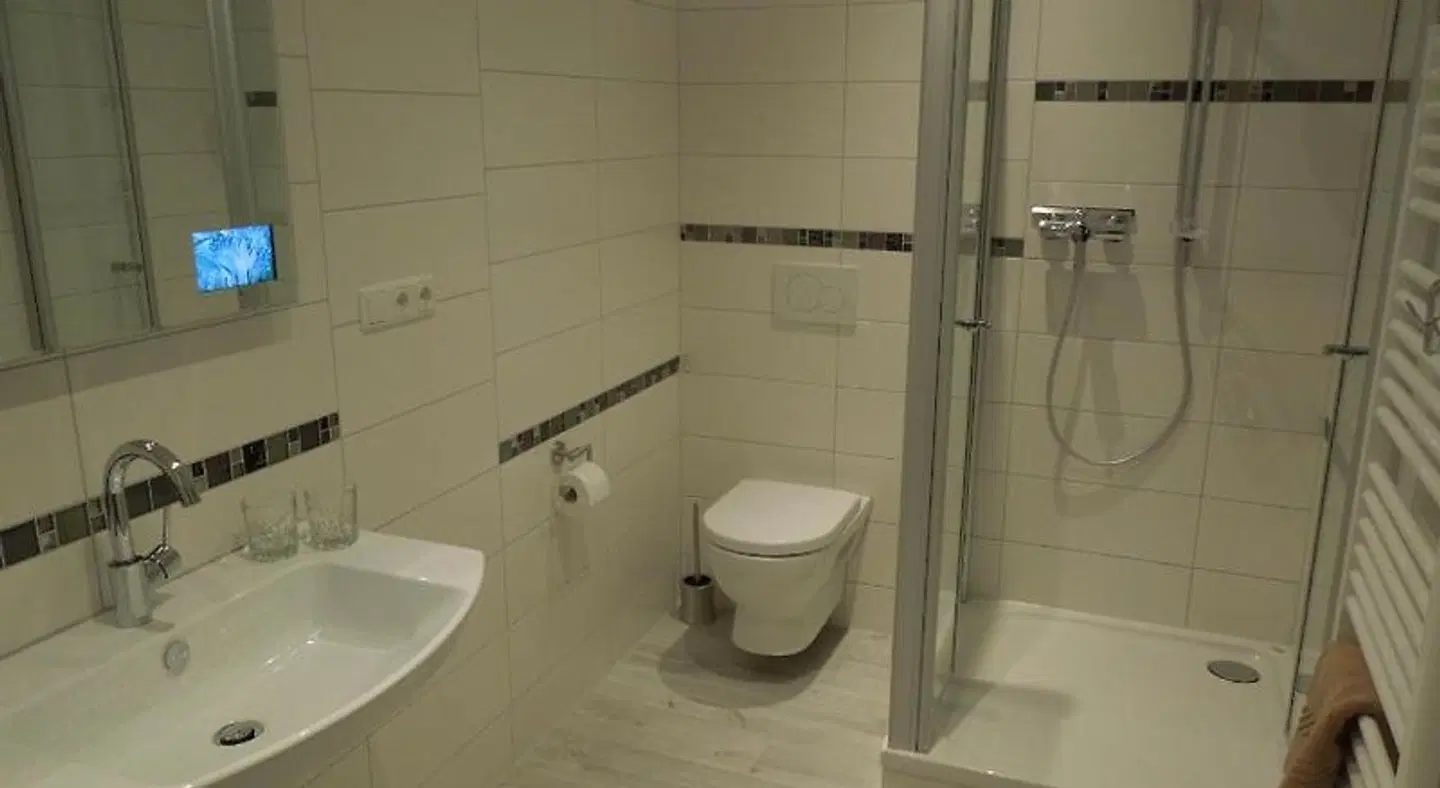 Weingut Theodor Nies Badezimmer