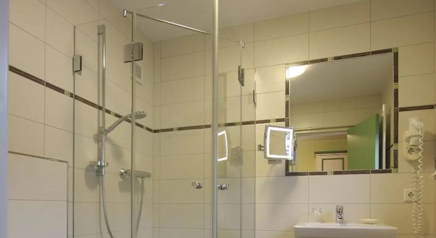 Schneider am Maar Badezimmer