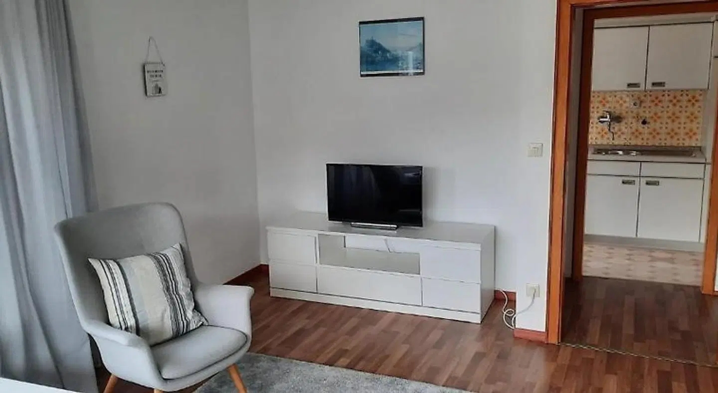 Schneider ROOM_EXAMPLE