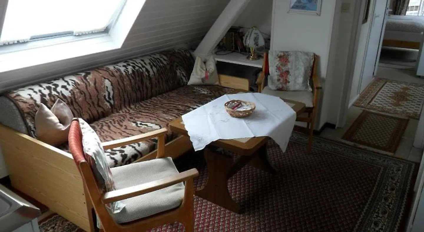 Schneider ROOM_EXAMPLE