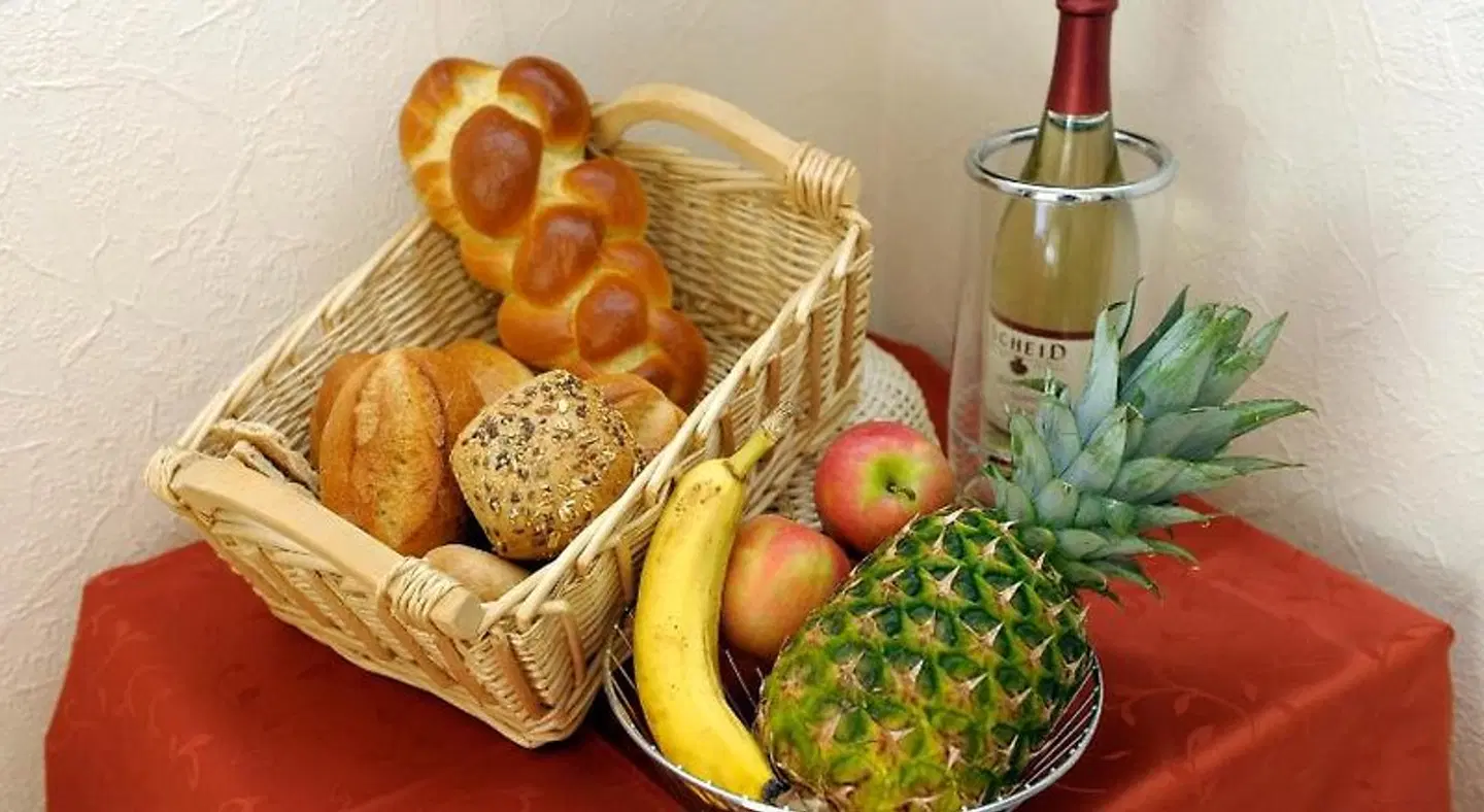 Wein und Gästehaus Scheid PEOPLE