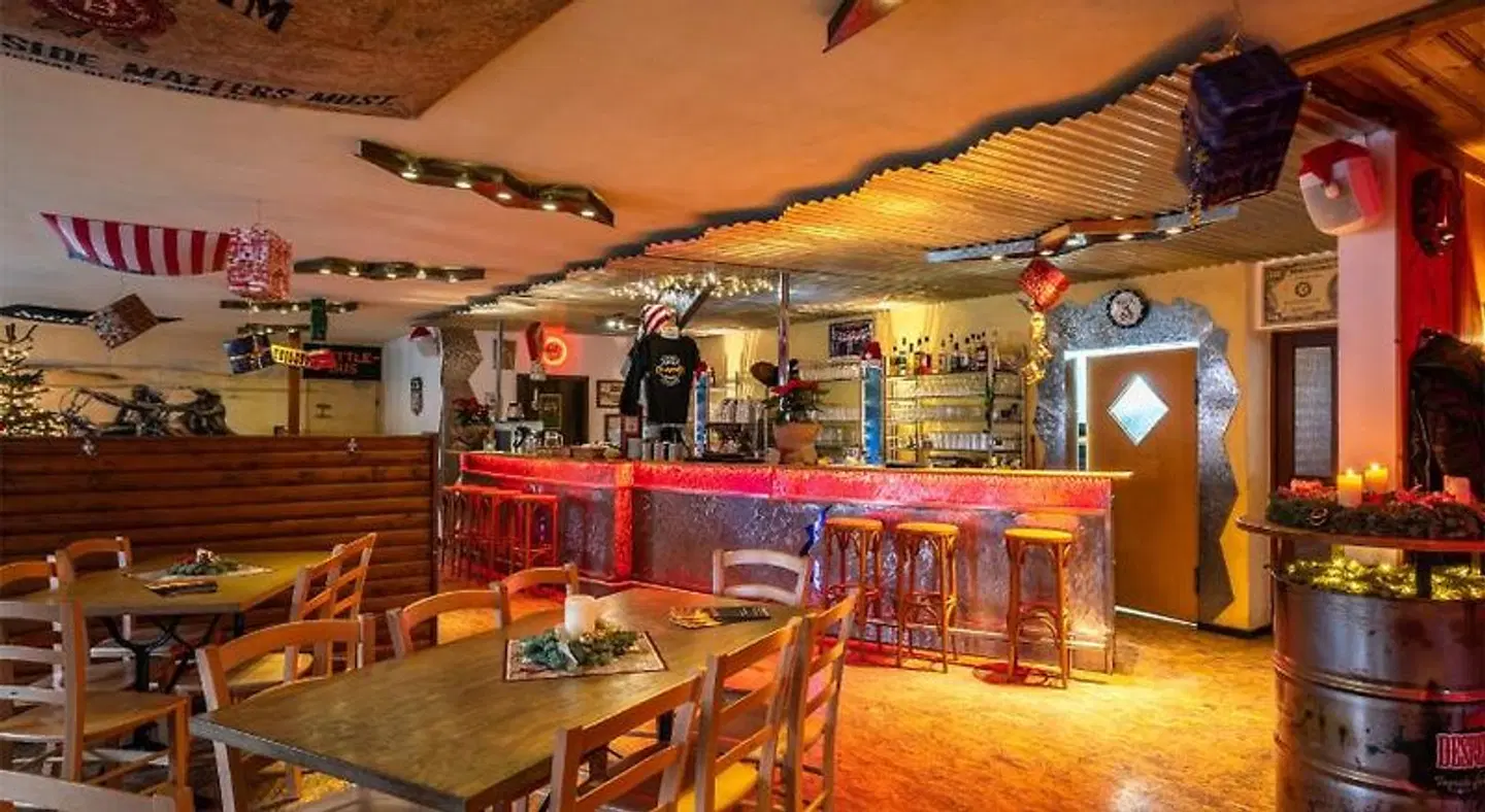 Zündstoff-City Western-Motel Bar