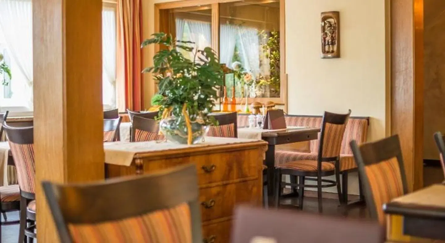 Zur Zweere ROOM_EXAMPLE