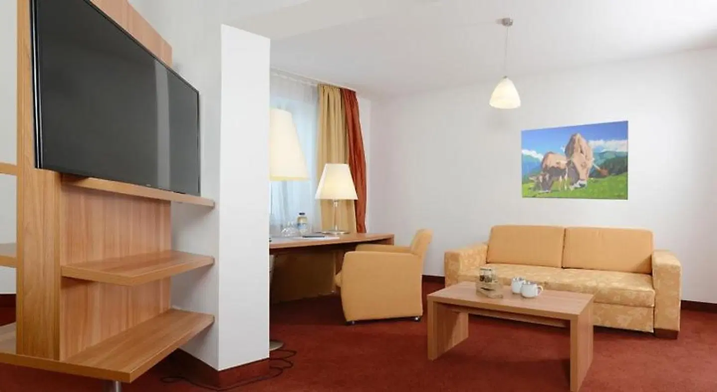 Hotel Bayerisch Meran ROOM_EXAMPLE