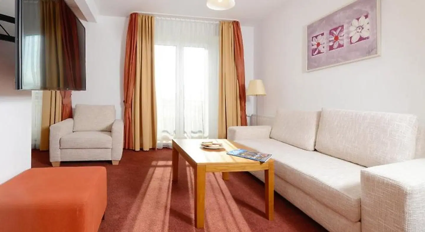 Hotel Bayerisch Meran ROOM_EXAMPLE