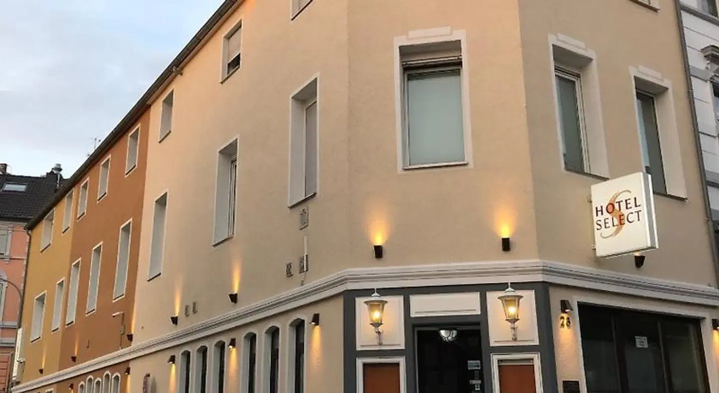 Hotel Select EXTERIOR