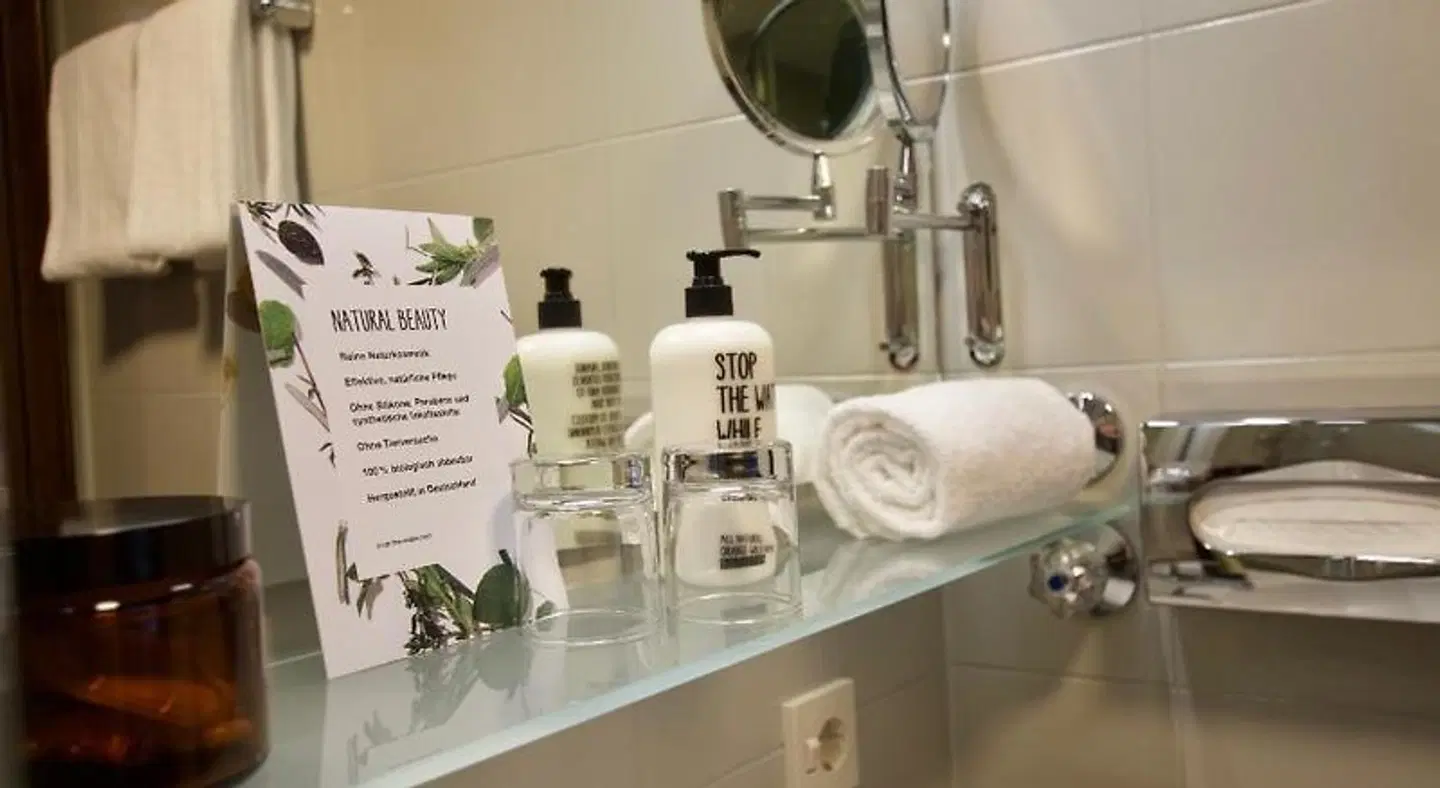 Hotel Tari Badezimmer