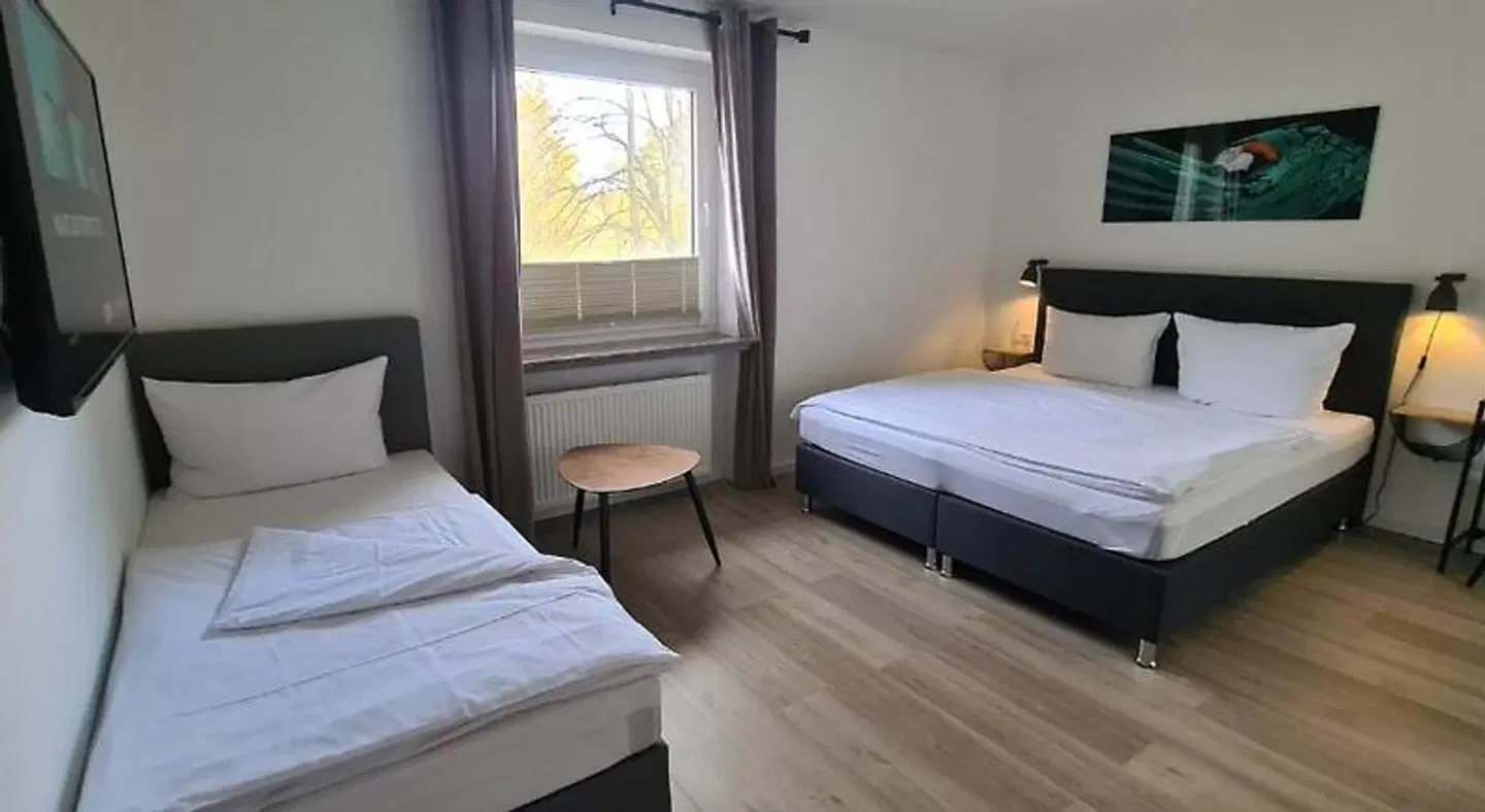 Moes Diner Hotel ROOM_EXAMPLE