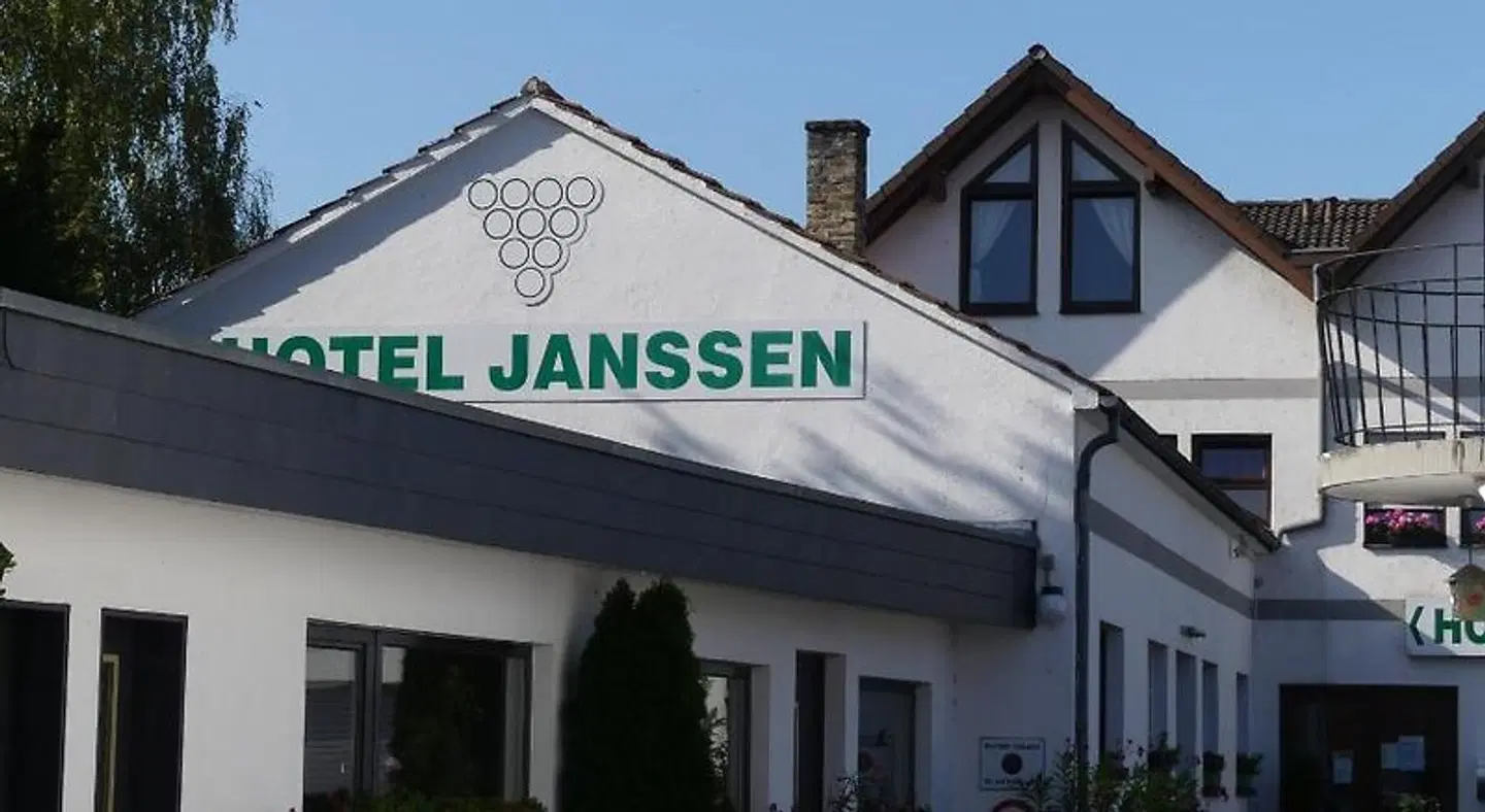 Hotel Janssen EXTERIOR